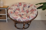 Ratanový papasan 110 cm hnedý polster motív vlajky