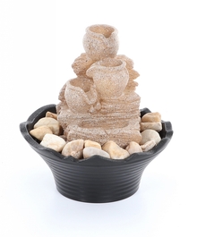 Pokoj. fontána džbánku