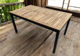 Záhradný stôl MATHO akacia/čierna