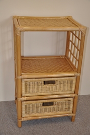 Ratanová komoda 2 zásuvky a police farba medová